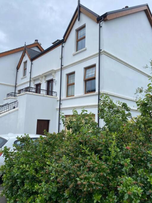 Cheerful 4-Bed Townhouse In Centre Of Newcastle Villa Newcastle  Kültér fotó